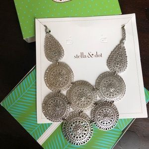 Silver medallion bib layering necklace